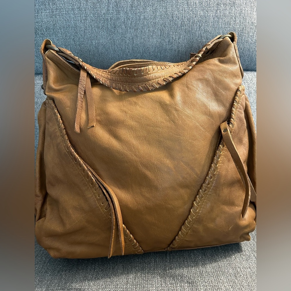 Tano brown leather shoulder bag